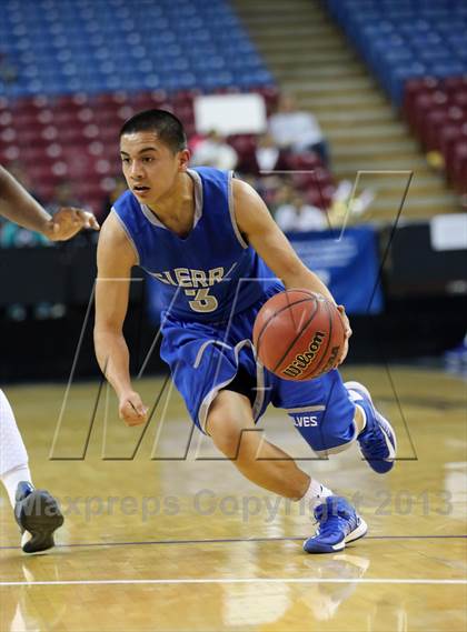 Thumbnail 3 in Modesto Christian vs Sierra (CIF SJS D3 Final) photogallery.