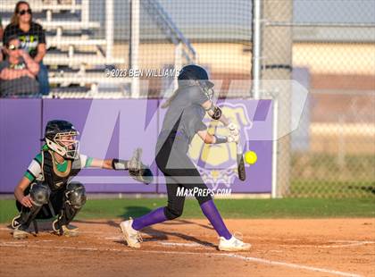 Thumbnail 2 in Marianna vs Suwannee (FHSAA 3A District 2 Semifinal) photogallery.