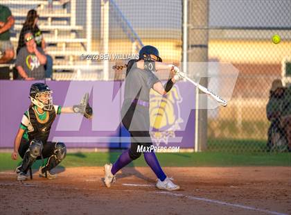 Thumbnail 2 in Marianna vs Suwannee (FHSAA 3A District 2 Semifinal) photogallery.
