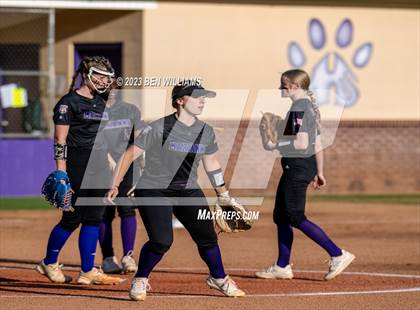 Thumbnail 1 in Marianna vs Suwannee (FHSAA 3A District 2 Semifinal) photogallery.