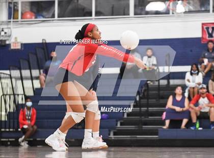 Thumbnail 1 in St. Martin's Episcopal vs. Slaughter Community Charter photogallery.
