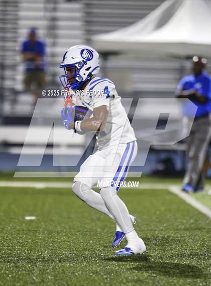 Thumbnail 2 in Jesuit @ Sumner (Kickoff Classic) photogallery.