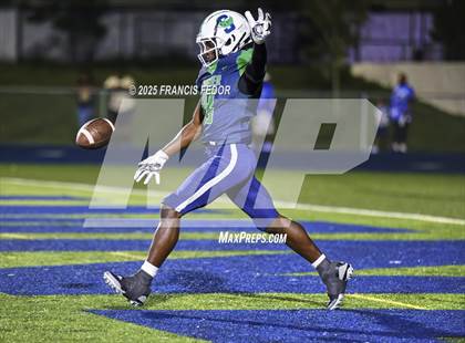 Thumbnail 2 in Jesuit @ Sumner (Kickoff Classic) photogallery.