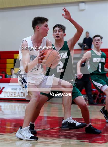 Thumbnail 3 in Moorpark vs Saugus  photogallery.