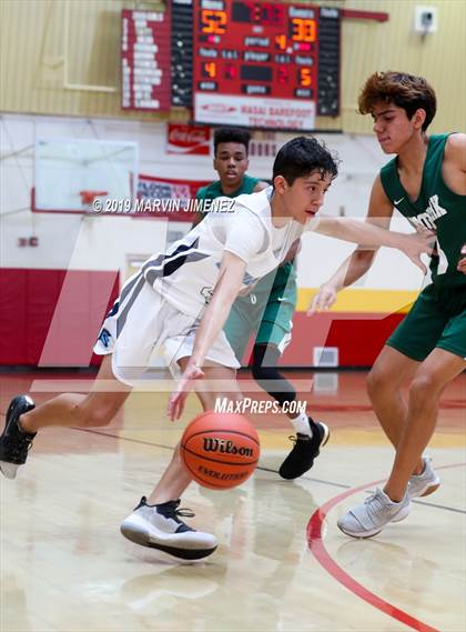 Thumbnail 1 in Moorpark vs Saugus  photogallery.