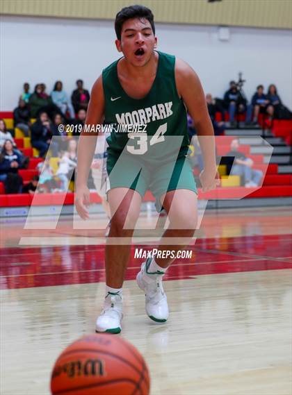 Thumbnail 3 in Moorpark vs Saugus  photogallery.