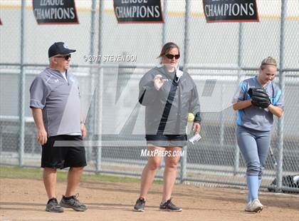 Thumbnail 3 in Etiwanda vs. Norco photogallery.