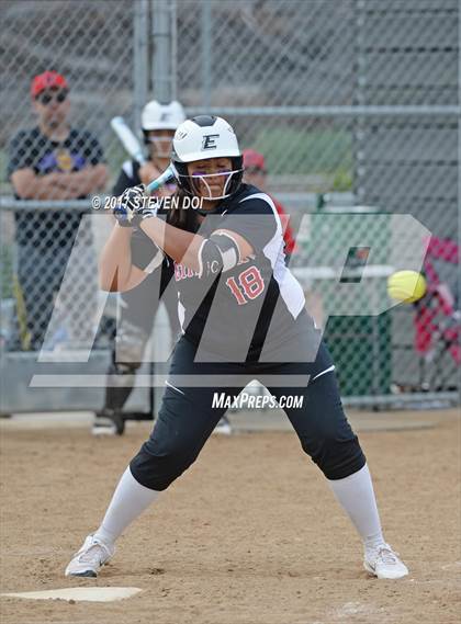 Thumbnail 2 in Etiwanda vs. Norco photogallery.