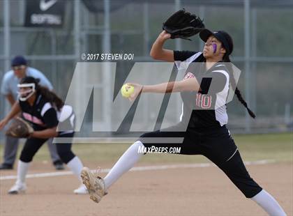 Thumbnail 2 in Etiwanda vs. Norco photogallery.