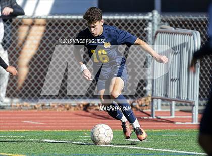 Thumbnail 3 in Canoga Park vs. Notre Dame (SO) Crespi Classic) photogallery.