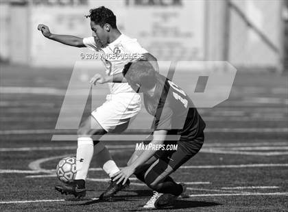 Thumbnail 3 in Canoga Park vs. Notre Dame (SO) Crespi Classic) photogallery.