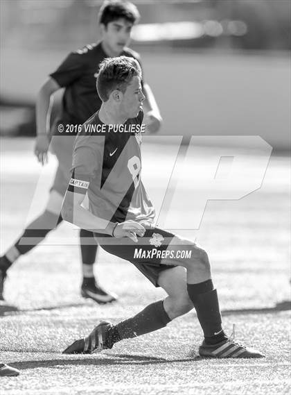 Thumbnail 2 in Canoga Park vs. Notre Dame (SO) Crespi Classic) photogallery.