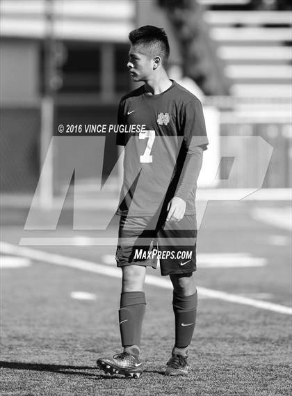 Thumbnail 2 in Canoga Park vs. Notre Dame (SO) Crespi Classic) photogallery.