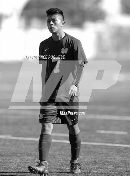Thumbnail 2 in Canoga Park vs. Notre Dame (SO) Crespi Classic) photogallery.
