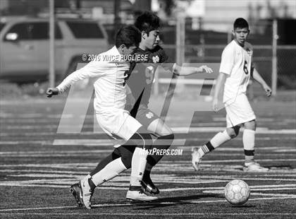 Thumbnail 3 in Canoga Park vs. Notre Dame (SO) Crespi Classic) photogallery.