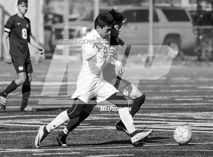 Thumbnail 1 in Canoga Park vs. Notre Dame (SO) Crespi Classic) photogallery.