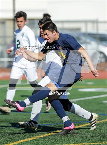 Thumbnail 3 in Canoga Park vs. Notre Dame (SO) Crespi Classic) photogallery.