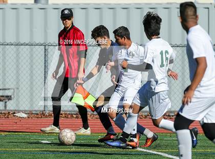 Thumbnail 3 in Canoga Park vs. Notre Dame (SO) Crespi Classic) photogallery.