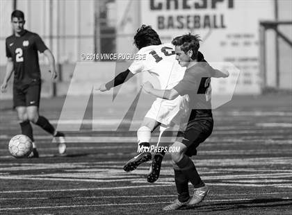 Thumbnail 2 in Canoga Park vs. Notre Dame (SO) Crespi Classic) photogallery.