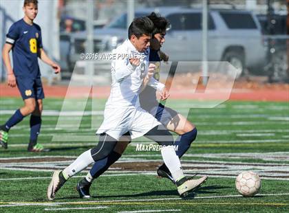Thumbnail 3 in Canoga Park vs. Notre Dame (SO) Crespi Classic) photogallery.