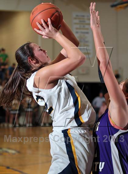 Thumbnail 1 in Sevier County @ Seymour photogallery.