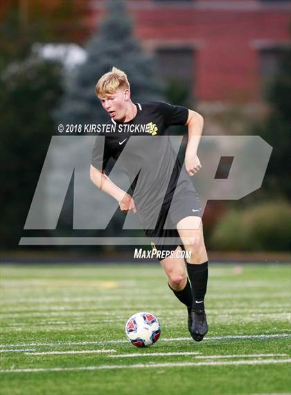 Thumbnail 2 in ACERO Garcia vs. Saint Ignatius College Prep photogallery.