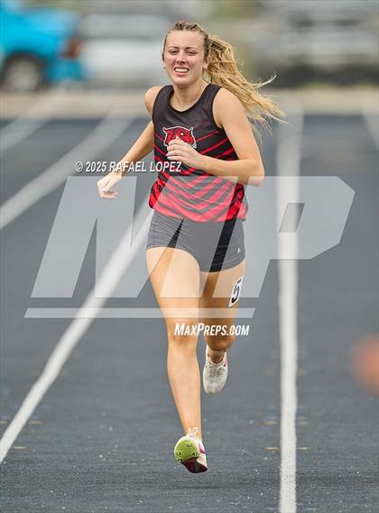 Thumbnail 2 in UIL 3A Track & Field District (400M) photogallery.