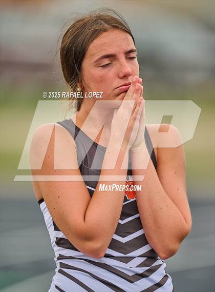 Thumbnail 2 in UIL 3A Track & Field District (400M) photogallery.