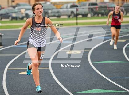 Thumbnail 1 in UIL 3A Track & Field District (400M) photogallery.