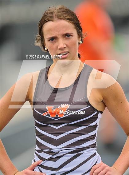 Thumbnail 2 in UIL 3A Track & Field District (400M) photogallery.