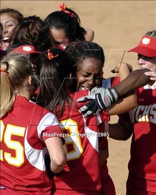 Thumbnail 3 in La Salle vs. Whittier Christian (D6 Sec. Final) photogallery.