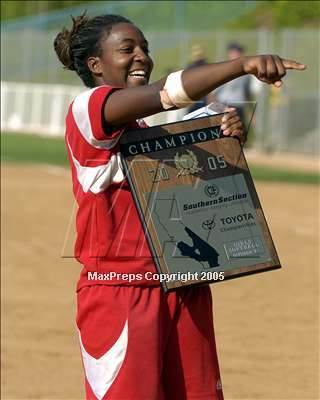 Thumbnail 1 in La Salle vs. Whittier Christian (D6 Sec. Final) photogallery.