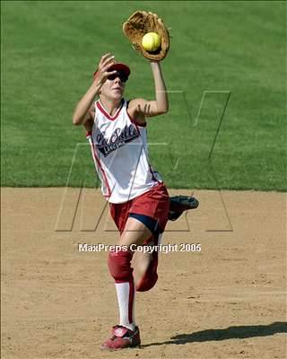 Thumbnail 2 in La Salle vs. Whittier Christian (D6 Sec. Final) photogallery.