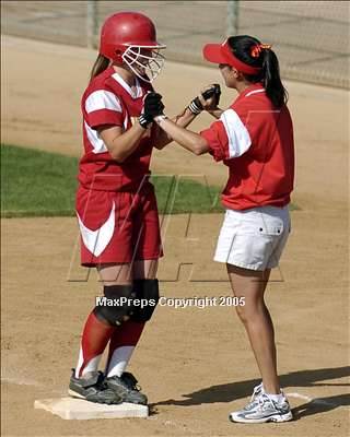 Thumbnail 3 in La Salle vs. Whittier Christian (D6 Sec. Final) photogallery.