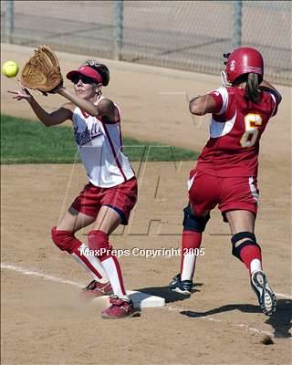 Thumbnail 3 in La Salle vs. Whittier Christian (D6 Sec. Final) photogallery.