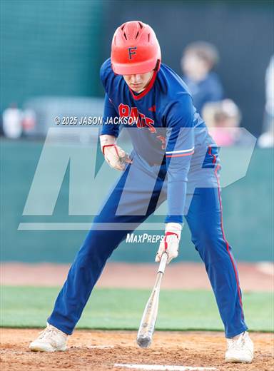 null - Photo 01