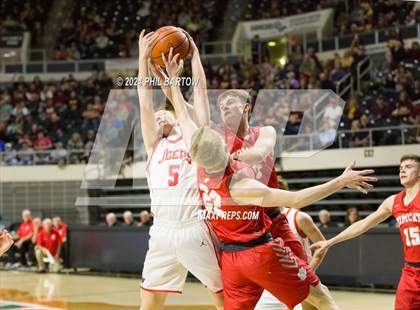Thumbnail 2 in South Webster vs. Trimble (OHSAA Division IV District Final) photogallery.