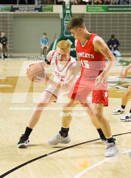 Thumbnail 3 in South Webster vs. Trimble (OHSAA Division IV District Final) photogallery.