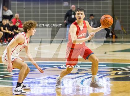 Thumbnail 2 in South Webster vs. Trimble (OHSAA Division IV District Final) photogallery.