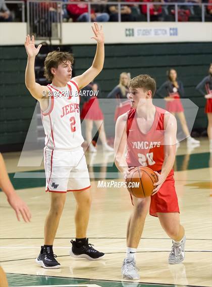 Thumbnail 2 in South Webster vs. Trimble (OHSAA Division IV District Final) photogallery.