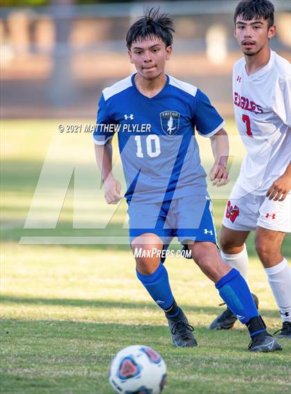 Thumbnail 3 in Triton vs. Western Harnett (All American Conference Tournament - First Round) photogallery.