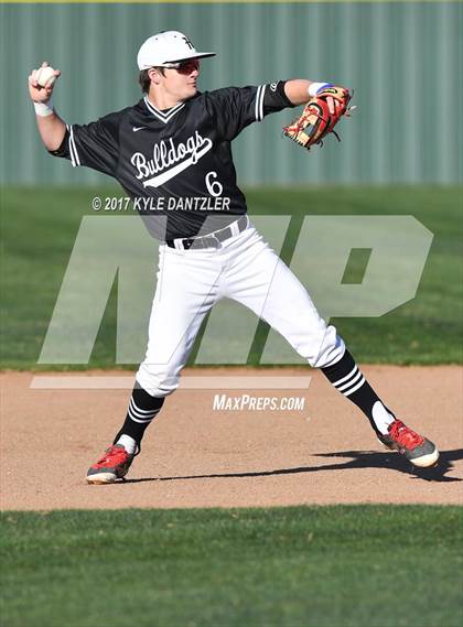 Thumbnail 3 in Howe vs Ponder (Lindsay Tournament) photogallery.