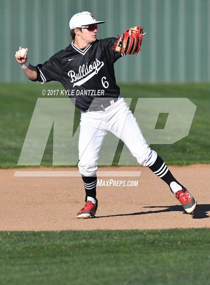 Thumbnail 2 in Howe vs Ponder (Lindsay Tournament) photogallery.