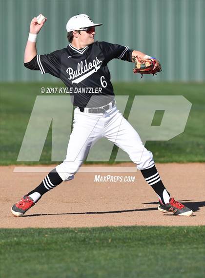 Thumbnail 1 in Howe vs Ponder (Lindsay Tournament) photogallery.