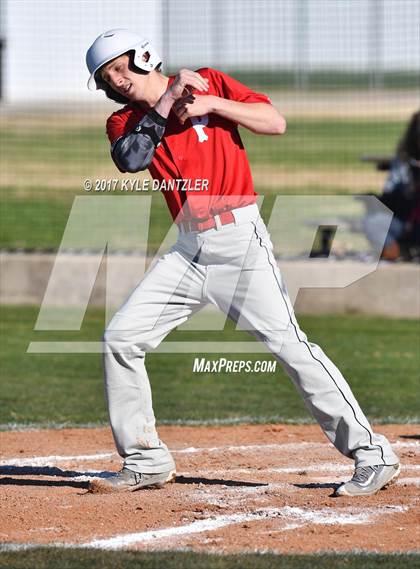 Thumbnail 3 in Howe vs Ponder (Lindsay Tournament) photogallery.