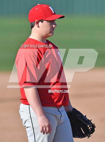 Thumbnail 1 in Howe vs Ponder (Lindsay Tournament) photogallery.
