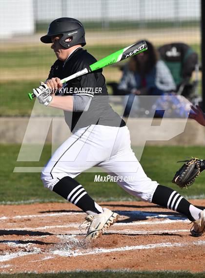 Thumbnail 2 in Howe vs Ponder (Lindsay Tournament) photogallery.