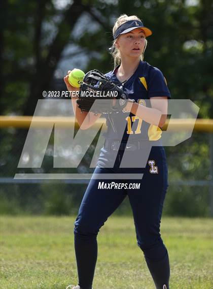 Thumbnail 1 in Lynnfield @ Pentucket Regional photogallery.