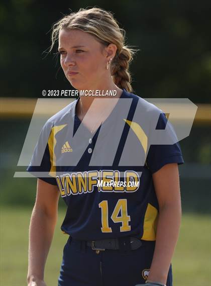 Thumbnail 3 in Lynnfield @ Pentucket Regional photogallery.