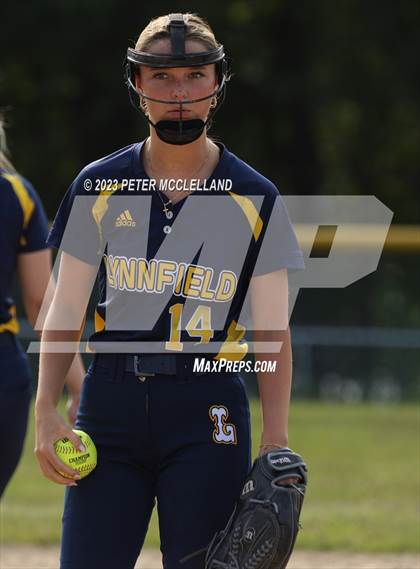 Thumbnail 1 in Lynnfield @ Pentucket Regional photogallery.